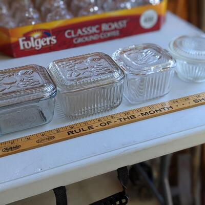 4 Vintage containers