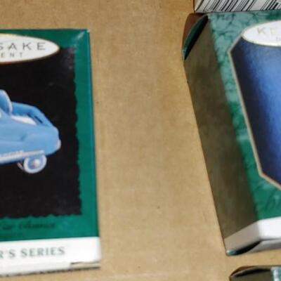 #174 (22) Vintage 1990's Hallmark Miniature Ornaments