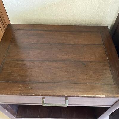 4 Piece Mid Century Modern Bedroom Set.