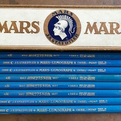 Vintage Tin Pencil Box And Pencils. Local pick up only in Auburn, CA.