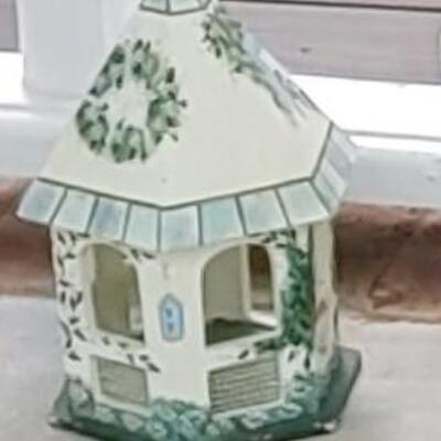 #168 Garden Lot Glass fleur-de-lis, Planters & More 