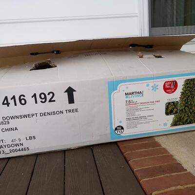 #180 Martha Stewart Living Downswept Denison Pine 