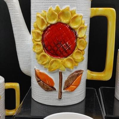 #183 RARE Vintage Napcoware Sunflower Tea Coffee Set of 7pcs 1970s