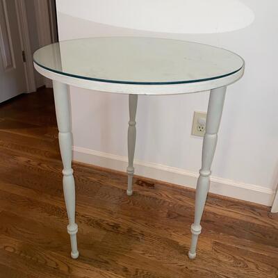 #189 Small Round Glass Top Table 