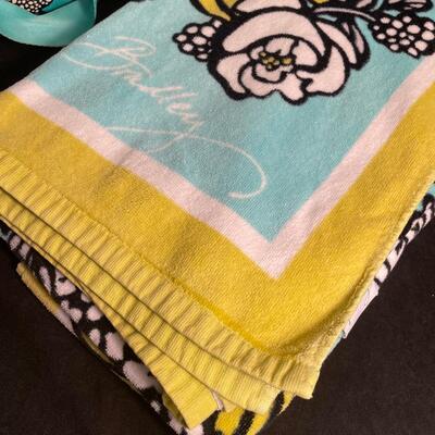Lot 68  Vera Bradley Beach Bag & Towel & Glasses Case