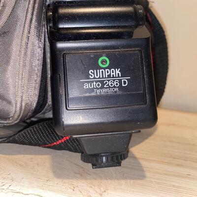 #194 Vintage Cannon T70 Film Camera