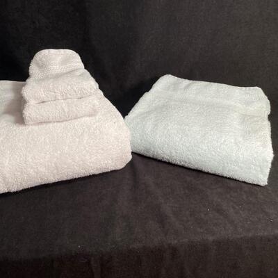 Lot 86  Cotton Towels
