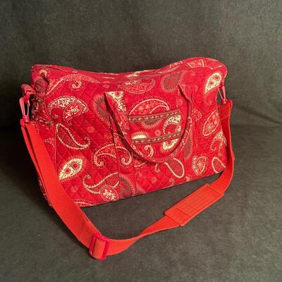Lot 111  Vera Bradley Pocket Shoulder Bag
