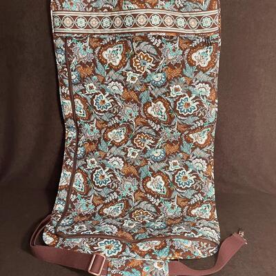 Lot 119  Vera Bradley Garment Bag
