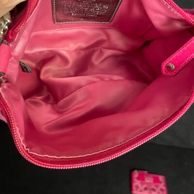 Lot 126  Coach Bag and Coin Purse