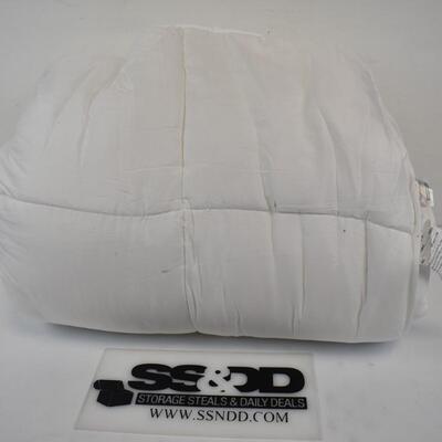 Down Alternative Microfiber Comforter, Oversized King, White 116x98
