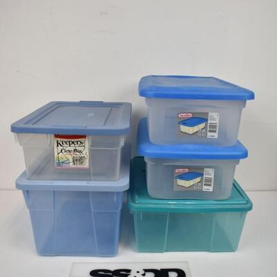 5 Storage Bins with Lids: Clear/Green/Blue. 3 are 12 qt size