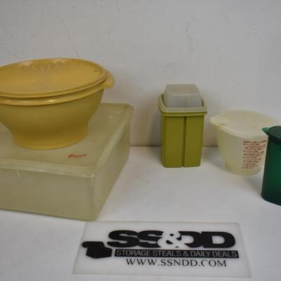 5pc Tupperware Brand Plasticware: Measuring Cup, Pitcher, Olive Keeper, etc