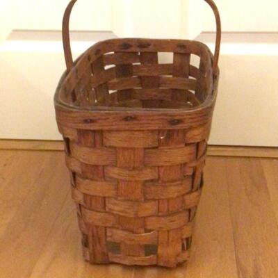 B530 Antique Split Oak Basket