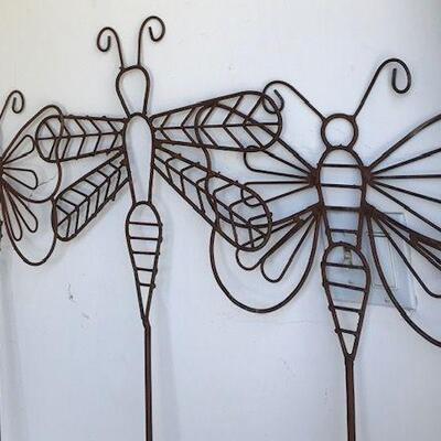 Butterfly Metal Yard Art-3 Pieces. Local pick up only in Auburn, CA.