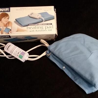 Lot 208  Conair Heating Pad