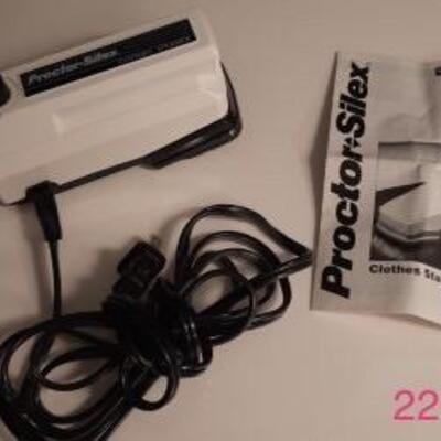 Lot 225 Proctor Silex Clothes Steamer