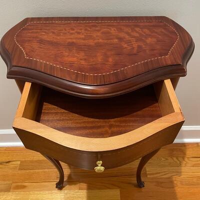 Lot 261  Side Table with 2 Drawers