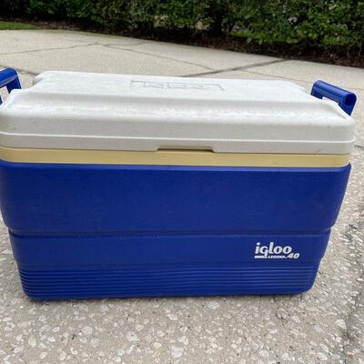 Lot 301 Igloo Legend Cooler