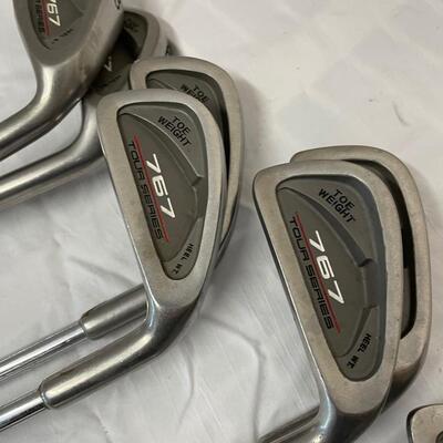 Lot 320  Golf Clubs and Bag