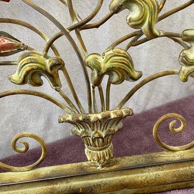 Lot 326 Metal Arch Wall Decor