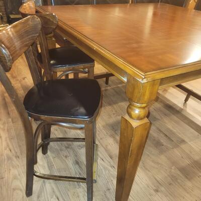 Pub Height Table and Seating 