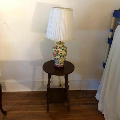 Lot 31 - Wooden Table & Lamp