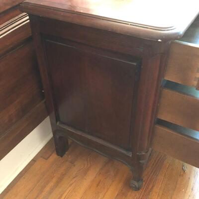 Lot 32 - Antique King Headboard & End Tables