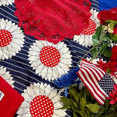 Americana 4th of July Holiday Decor Lot