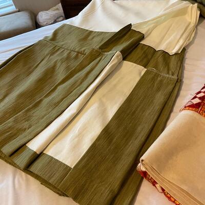 Lot 343 Custom Queen Bedding. Bedspread 94" x 106". Pair of Standard Shams. Bedskirt