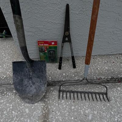 Lot 357  Yard Tool Assortment