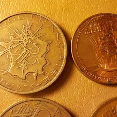 Super mix of fun coins.
