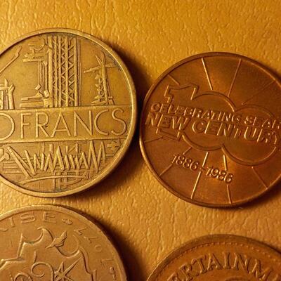 Super mix of fun coins.