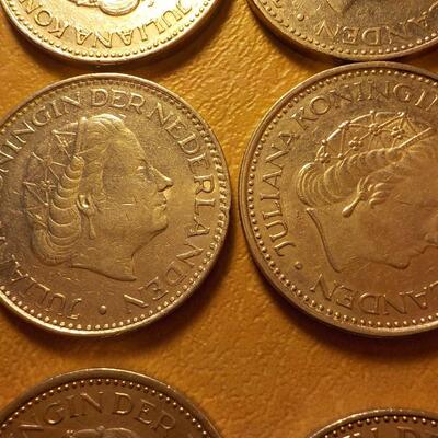 6- Netherland  mixed coin sets..