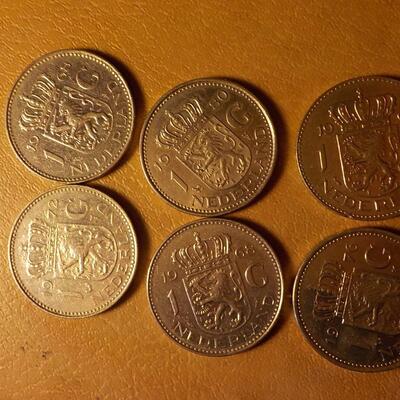 6- Netherland  mixed coin sets..