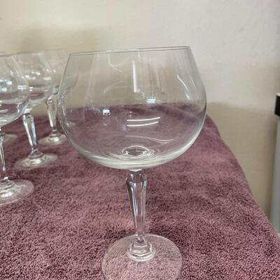 Lot 375 Set of 8 Dessert Goblets