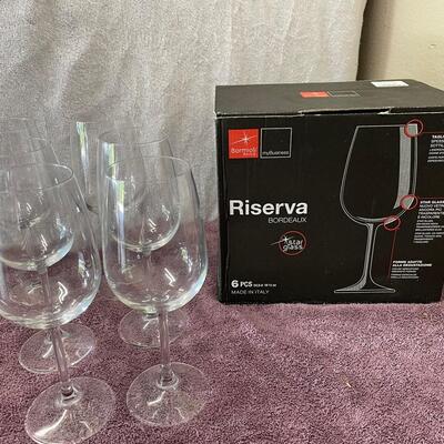 Lot 381  Set of 6 Wine Glasses Bordeaux