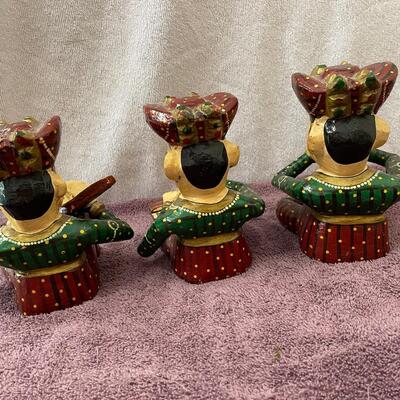 Lot 398 Set of 3 Musician Figurines