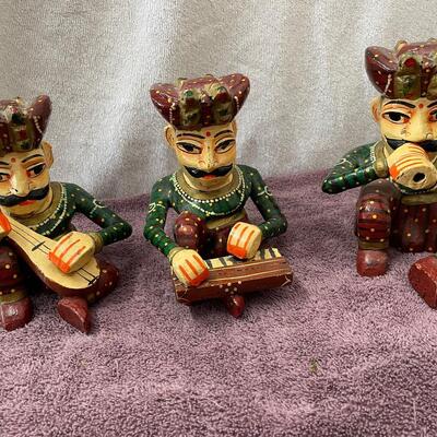 Lot 398 Set of 3 Musician Figurines