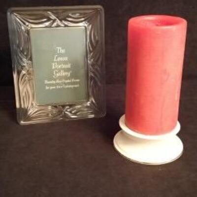 Lot 432  Lenox Frame 3.5" x 5" and Candle Stand