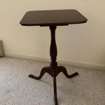 148 Bartley Collection Pedestal Table 