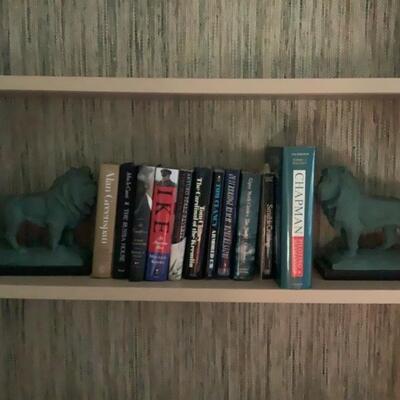 173  Lion Bookends with Books