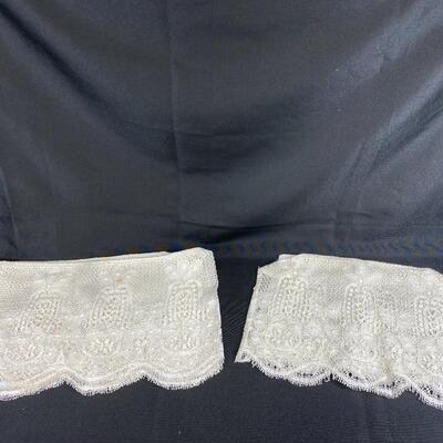 Set of 6 Lace Chair Back Covers - 2 Sizes