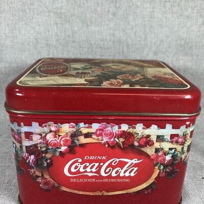 Coca Cola Vintage Style Tin 