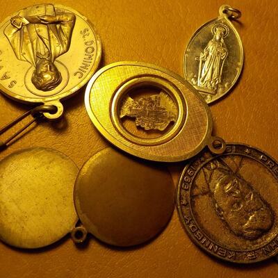 5- Vintage Original Necklace Historical swings.