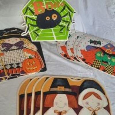 Lot 450  Halloween Plastic Placemat Group