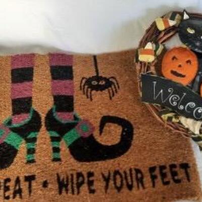 Lot 452  Halloween Mat and Door Decoration