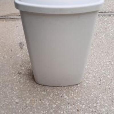 Lot 453 Large White Garbage Can