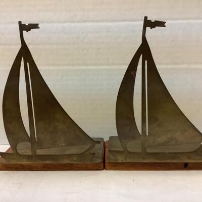 212. Pair of Brass Sailboat Bookends 