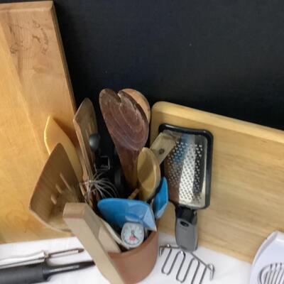 215  Kitchen Knives / Cutting Boards & More